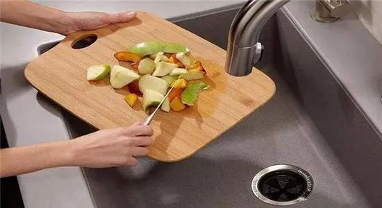 英利浦智能廚余垃圾處理器---給您一個(gè)五星的健康廚房