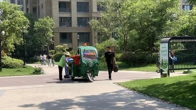 1642673697585232.jpg 640.webp (5).jpg