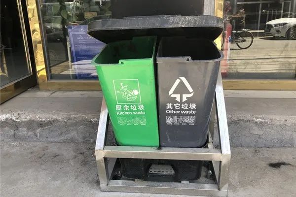 1652084435127873.jpg 640.jpg