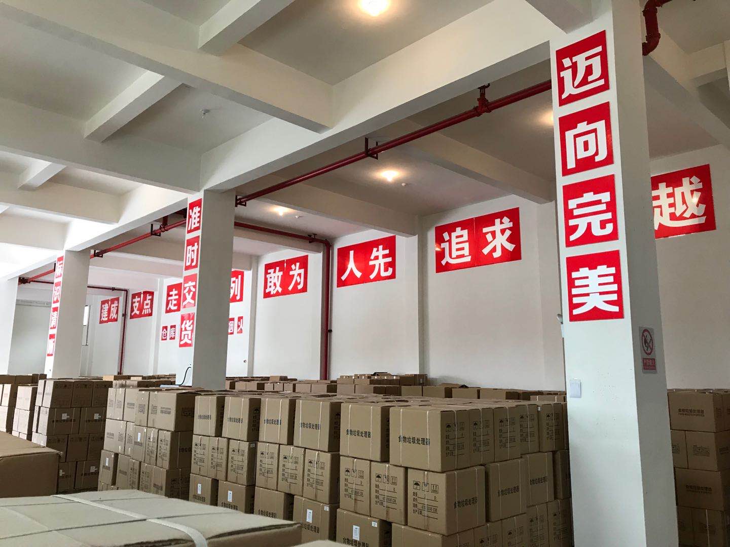 1712022178709766.jpg 762841592989700407(1).jpg